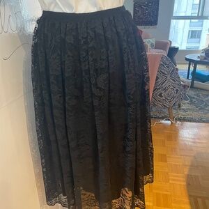 Zara lace black skirt Women's Size M